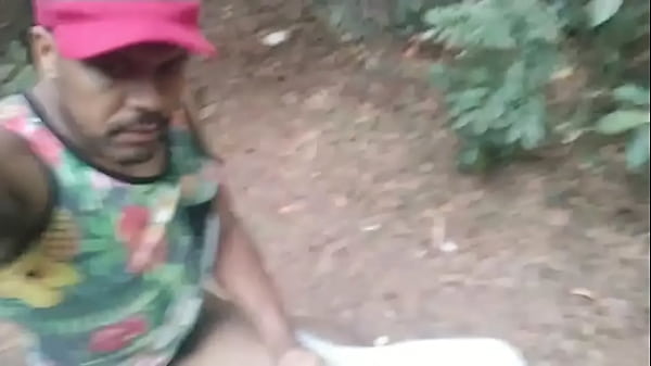 Download Video - Socando no mato