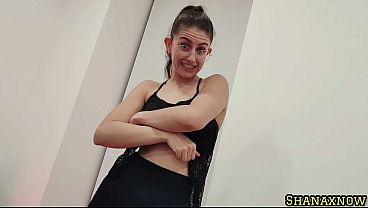 STRIPTEASE FITNESS GIRL IN YOGA PANTS BIG ASS PUSSY