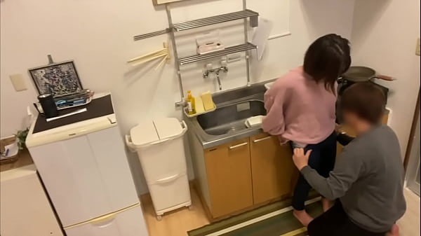 A wife whose husband invites his cheating partner home while he is on a business trip, has sex with him in the kitchen, and cheats on him.