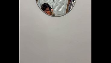 Meu marido com seu pinto pequeno tentando foder...