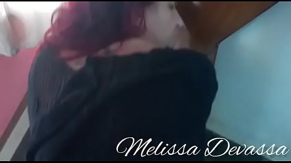Grandpa from Ubatuba distracted watching TV, but Melissa Devassa with fire in her ass calls him to fuck on the stairs.