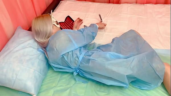 MIA MIMI WITH MEDICAL EXTENDER | MEGA PUSSY STRETCHING