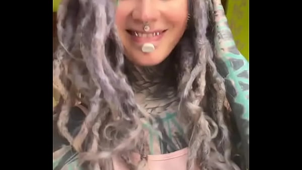 Sun on the body feels so good! ️ Who else is feeling the winter chill at home? ? Comment with 