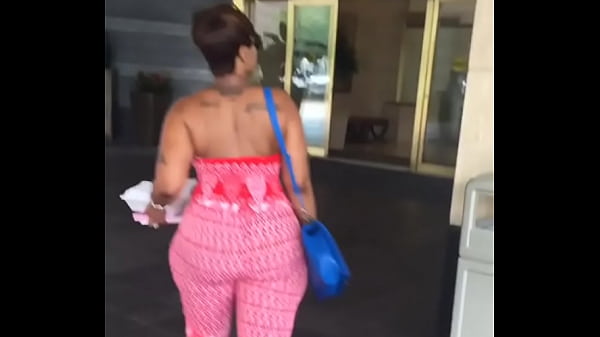 Download Video - Nice Curved Black Ass Shaking