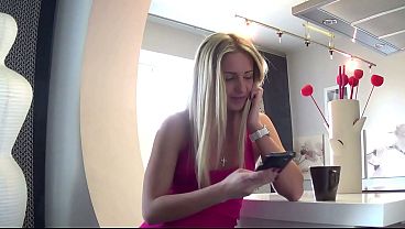 Young blonde Jessi Gold sexually show her pink pussy and masturbate to orgasm