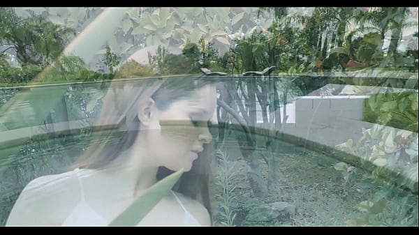 Sasha Knox started out as a softcore cutie in calendars and bikini films but now she needs...