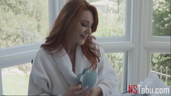 Hubby Watches, While Wifey Gets Pounded By Stranger- Lacy Lennon