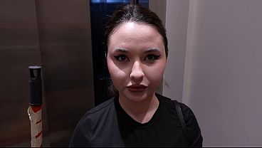 A hot dream with a flexible cleaning lady