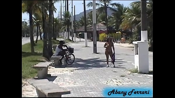 Exhibitionism on the Beaches - Fio Dental and Shortinho Socado no Bumbum