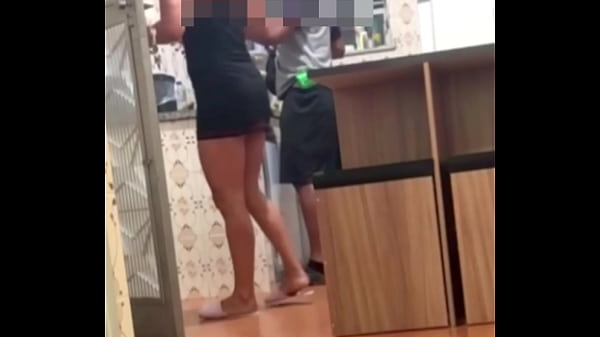 Belinha Hotwife showing off twice: she seduced the delivery guy and then the Uber driver. She got two loads in her mouth!