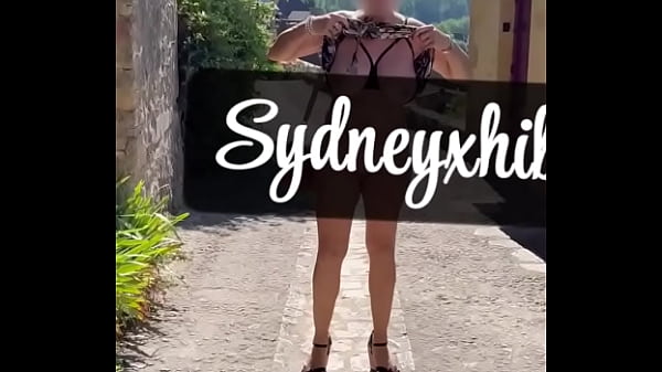 I get naked in historic places... and I touch myself without restraint...