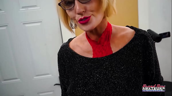 Lovely Blonde MILF Diana Sucks A Juicy Cock Gets Her Pussy Deeply Fucked!