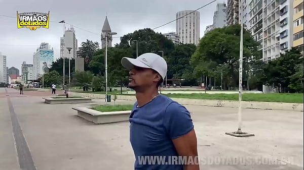 Download Video - O VENDEDOR DE LIVROS - BAREBACK