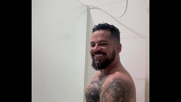 Venha tomar banho comigo