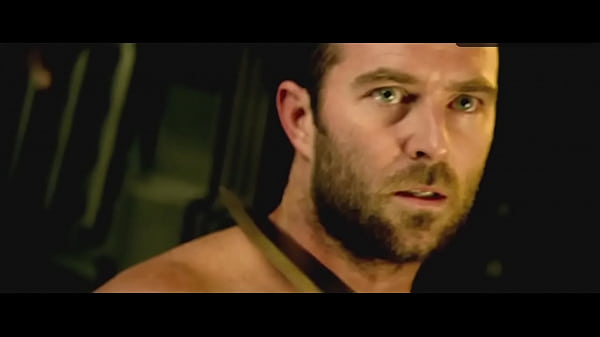 Sullivan Stapleton Torse Nu, Scène Droite Dans 300: Rise Of An Empire