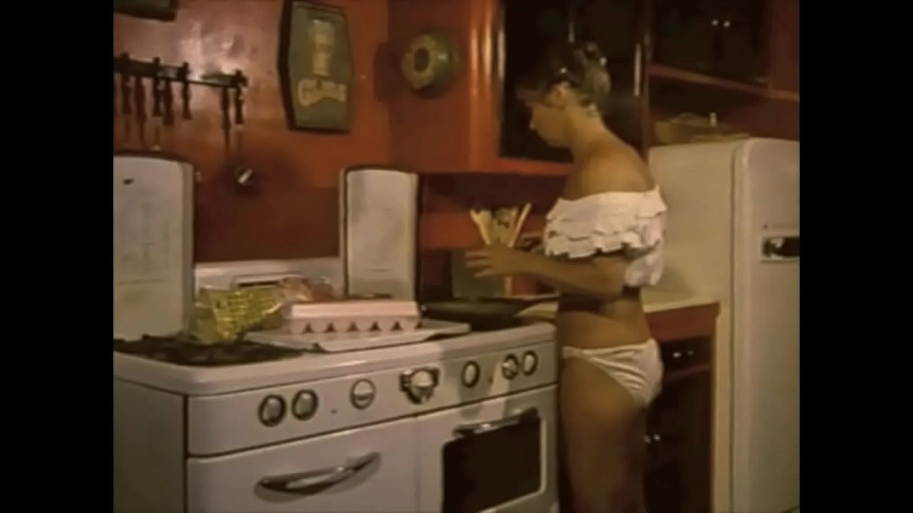 Vintage Taboo Family, lo mejor de la cocina británica, casera
                    milf mature hairy retro family vintage taboo hairy pussy step mom step mum step son step mother muchos negros