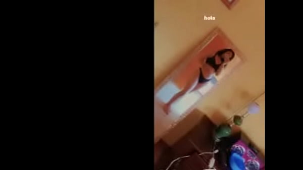 Se pone cachonda la puta