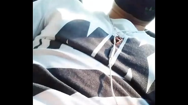 Download Video - Joven se masturba en el cami&oacute;n rumbo a cuatro caminos cdmx