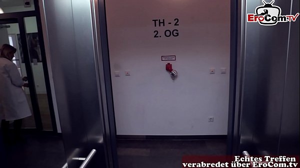 Download Video - Deutsche Frau Doktor testet Viagra Potenzmittel beim Patienten