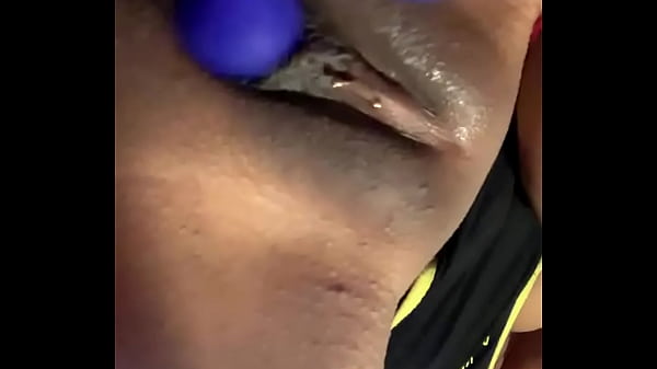 Kennedy Morris Baise En Solo