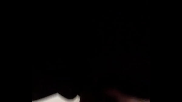 thumb mamando verga