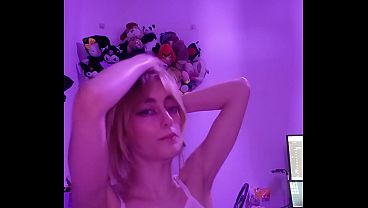Liby ao som de uma música