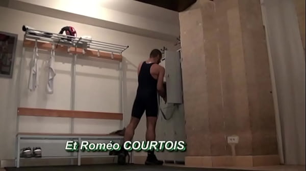 3 sex with catching a the sport club