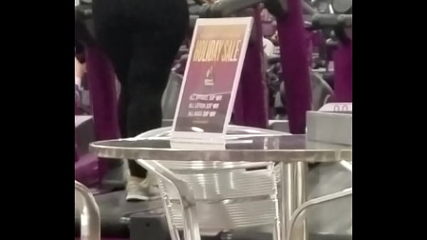 Bbw walkjng  big butt