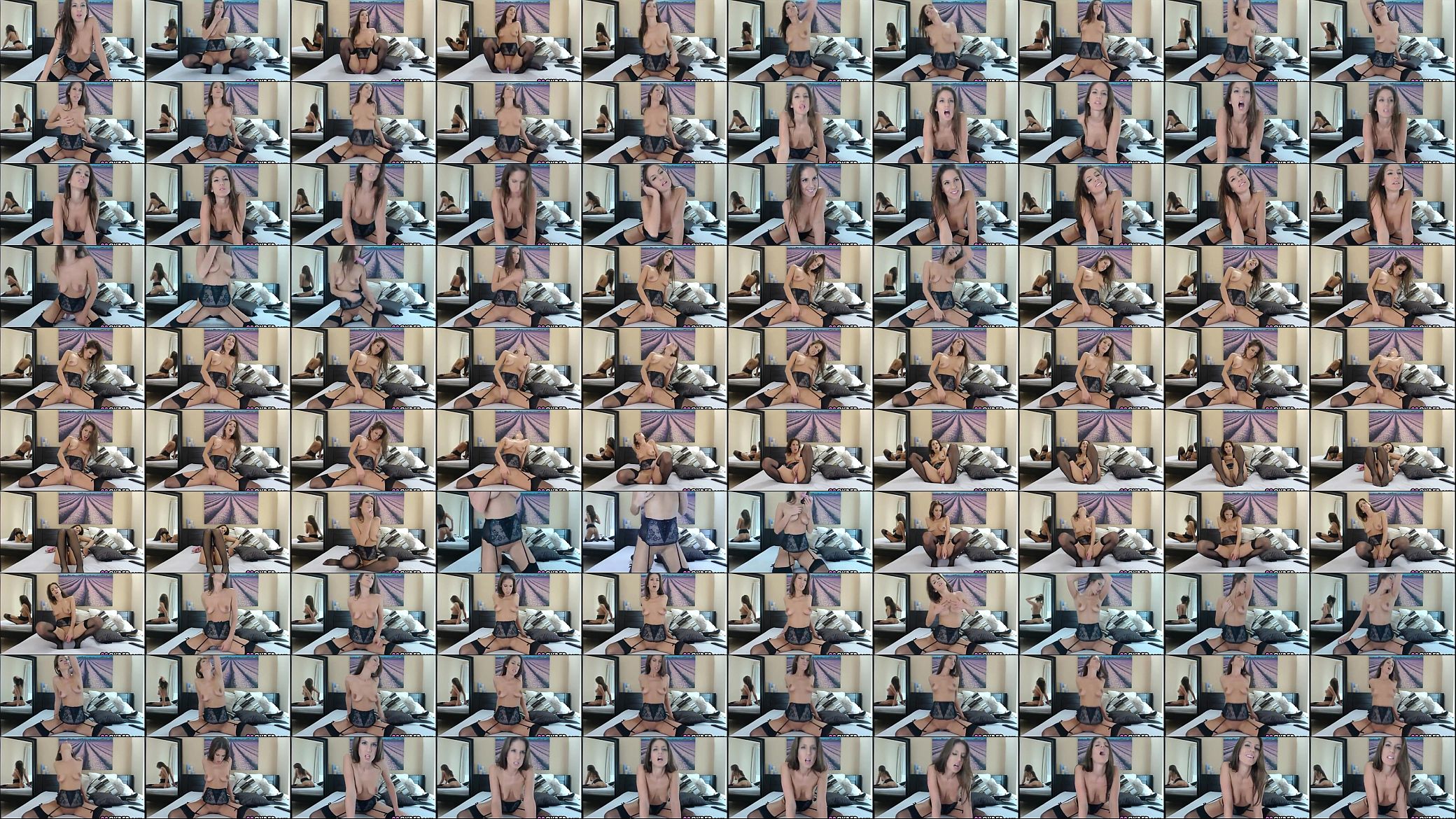 Beautiful Cam Girl With A Toy 预览图