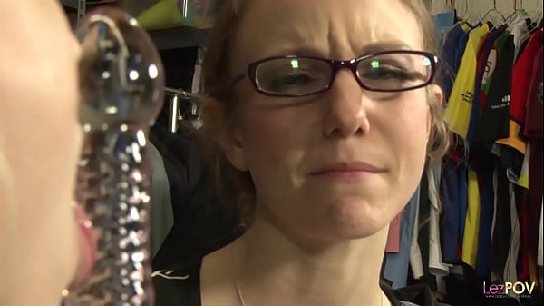 Download Video - A tiny blonde teen lesbian with pierced tongue gives a proper licking to her mature girlfriend with glasses