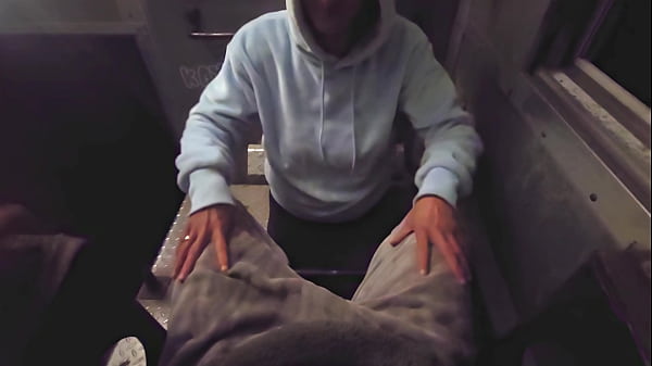 Broke Passenger Sucks Train Conductor for Ticket & Huge Facial