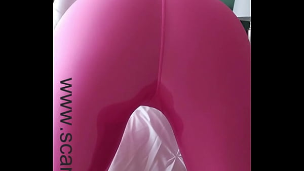 Scarlet Winters Official - Profesora gruesa sexy eyacula mucho mientras todavía usa spandex
