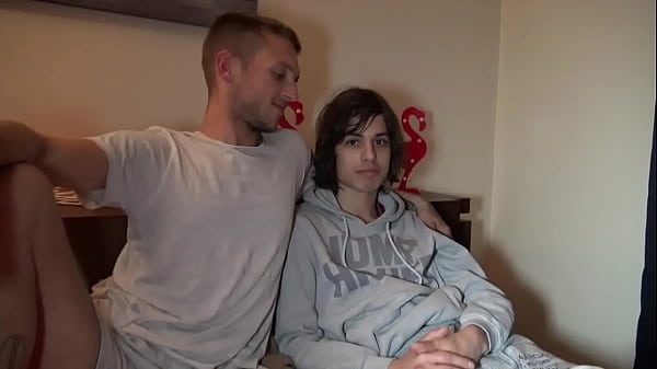 2583 ths slut twink GERMAIN fucked bareback by ...