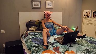 a youger girl masturbing herself with Big Dildo !!! hot hot hot !