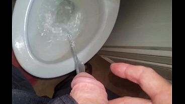 Download Video - He Pees Everywhere He Goes &lpar;Preview&rpar;