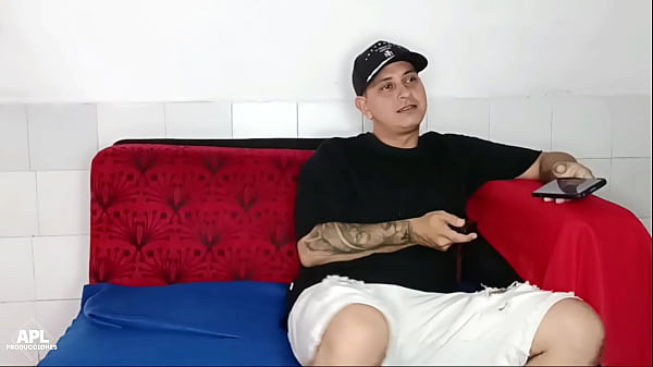 I have so much fun eating my stepmom's big ass every time the house is empty - Part 1
