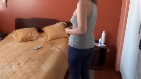 Download Video - 58yo stepmom masturbates and gets huge cumshot on her ass