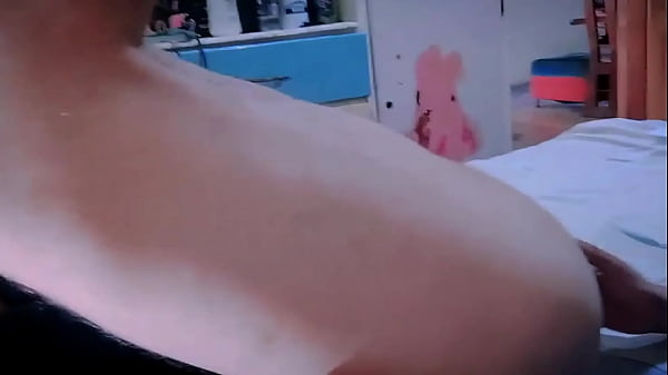 Download Video - ME FOLLO A MI MADRASTRA TETONA - ME DA RICA CHUPADA DE VERGA Y LUEGO SE TREPA EN MI VERGA&comma; SEXO REAL CASERO AMATEUR DE MADRASTRA E HIJASTRO