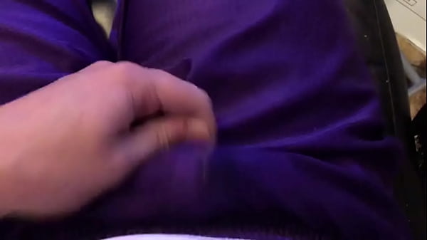 Download Video - Solo male rubs one out and cums in his purple shorts