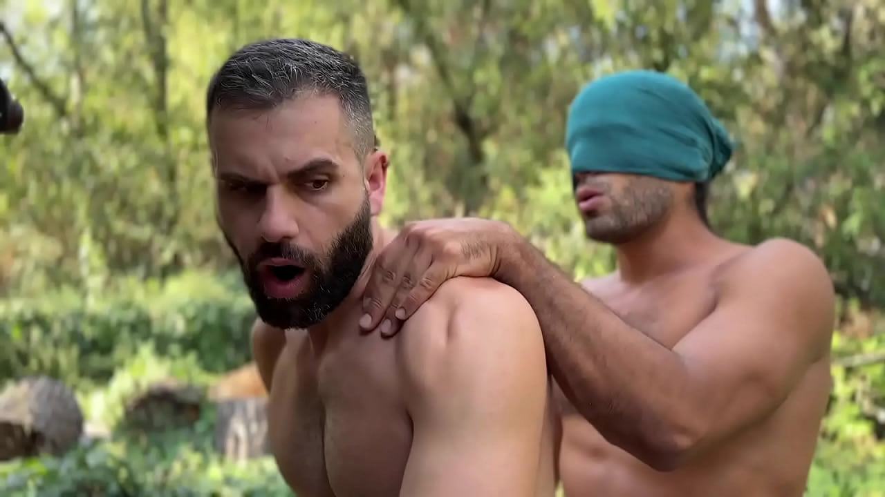 Un amor de verano con mi jardinero | Fiebre de la Riviera Francesa #2
                    anal outdoor deep throat ass licking domination ass to mouth gay arabic bareback bear big cock facial cumshot cum in mouth beard 1 on 1 gay blowjob male on male muscular body muscular guy latino man gay encouragement muchos negros