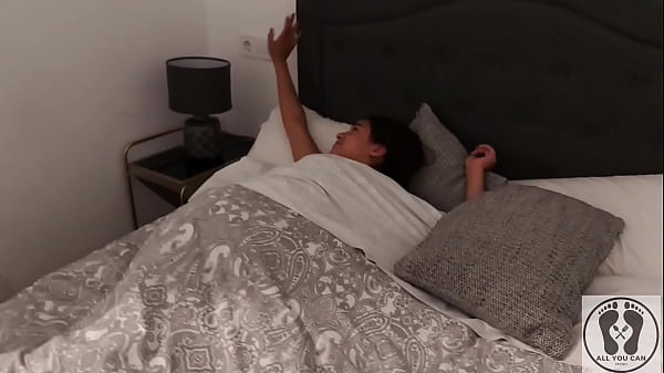 MORNING ROUTINE ANA SPEARS SHOWER SHAVED FRESH PUSSY