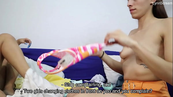 They didn't know what to wear and they put on 4: threesome after trying on clothes ft. moli23 and lynnscream