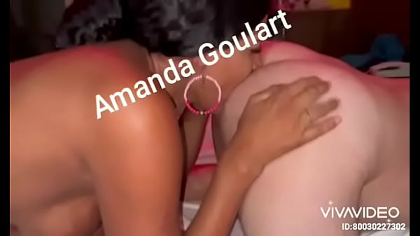Download Video - Amanda  Goulart Fudendo Gostoso  Com Casal