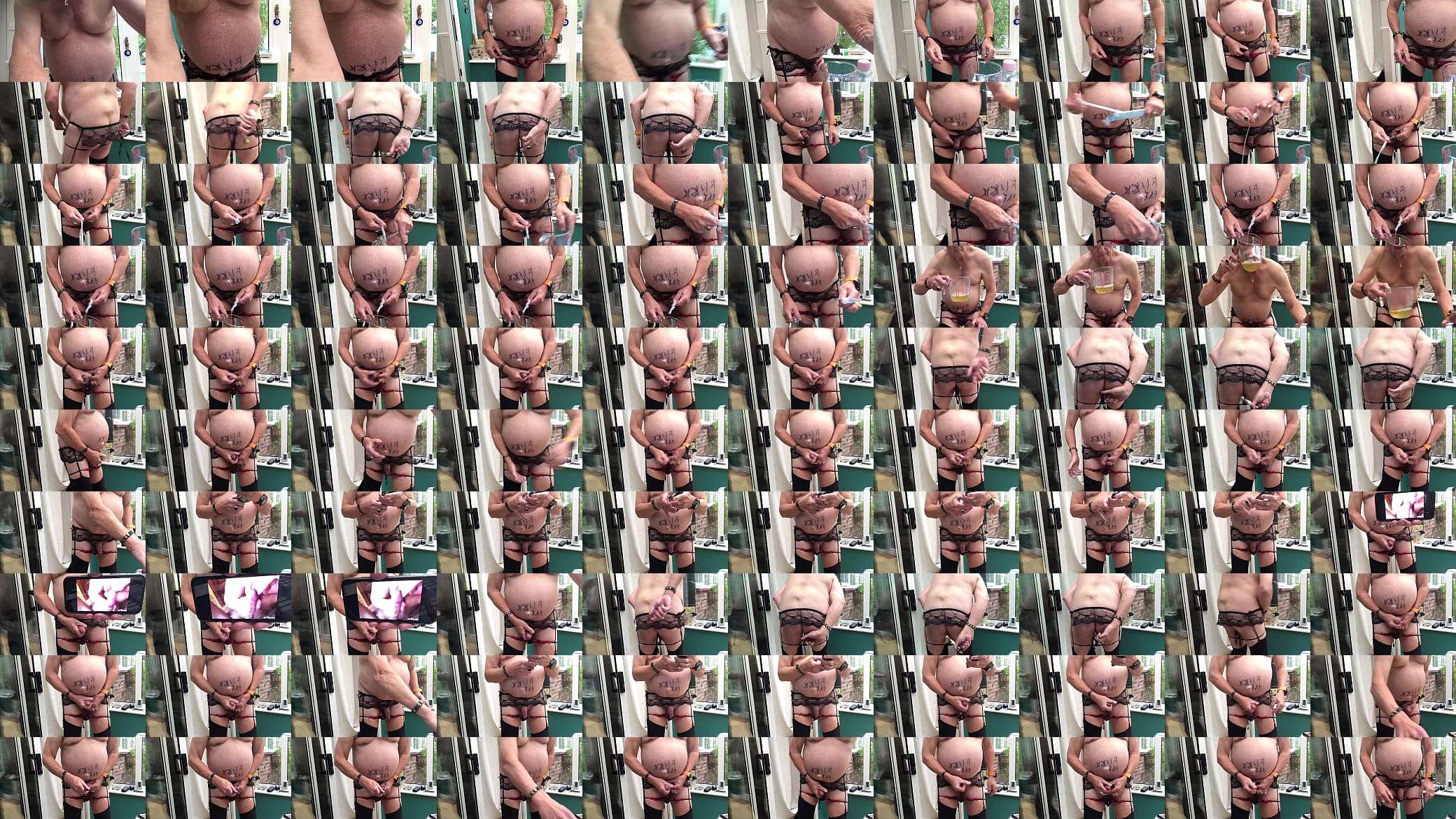 Doug is pissing 预览图