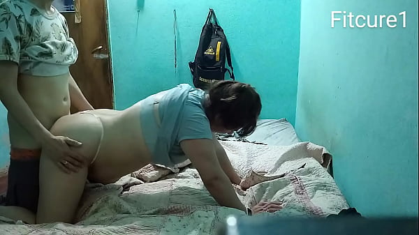Download Video - Cogemos con medi de perrito con su tanga Blanca y Rosa