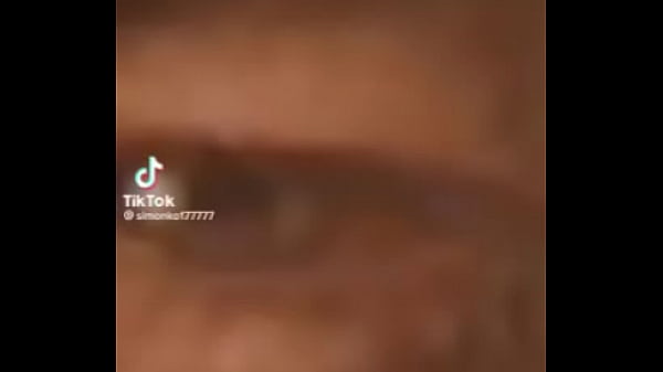 Transexual viene a mi casa y  le rompo el orto anal