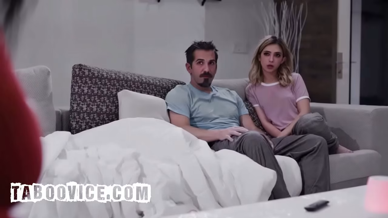 Big Tits Realtor Have Sex With Hot MILF And Her Husband In The Living Room