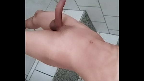 Jeune Homme Nu Dans Le Sauna