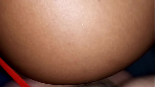 I offer my ass to the VISINHO but I just snort and I'm scared to eat