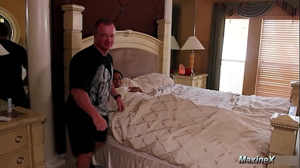 Cheating Asian Housewife! Maxine Fucks Lord Black While Hubby's Away!